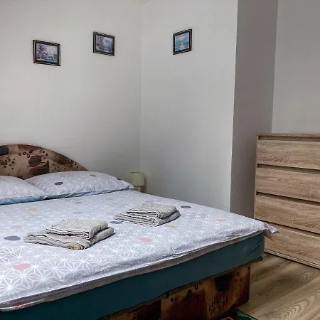 U Safaru Apartment *
